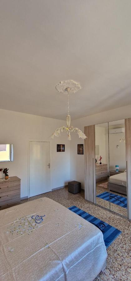 Casa Ilanfra - Appartamenti Gabbiano, Farfalla E Stella Marina Piombino Luaran gambar